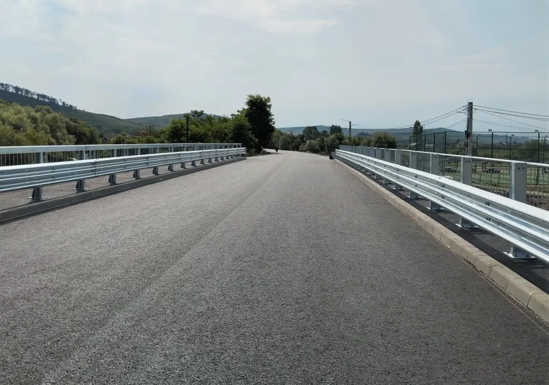 Podul din Bonțida situat pe drumul județean DJ 161 a fost redat circulației pe durata festivalului Electric Castle