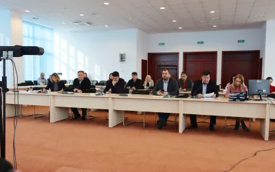 Investiții în tehnologie, pentru 12 biblioteci din județul Arad