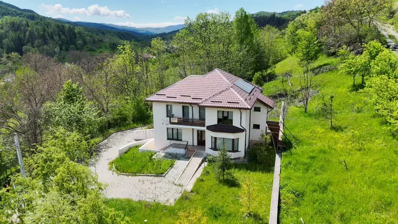 Consiliul Județean Vrancea concesionează două vile Salvamont din zona montană — Nistorești și Soveja