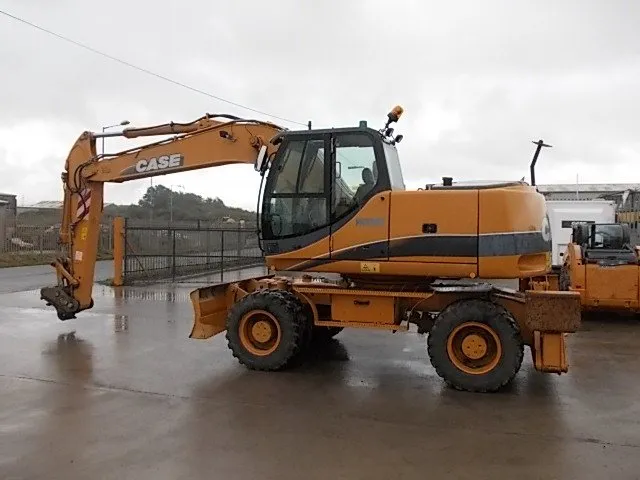 Super oferta speciala - Excavator pe pneuri CASE WX185 - Pret: 69.900 euro