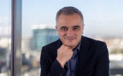 Administrația publică în era digitală: cum schimbă tehnologia managementul resurselor umane prin Charisma HCM