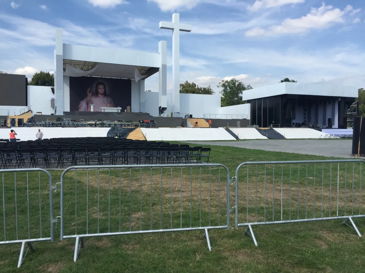 Gard mobil delimitare evenimente sportive, bariera tip jandarmerie model Barrier Light