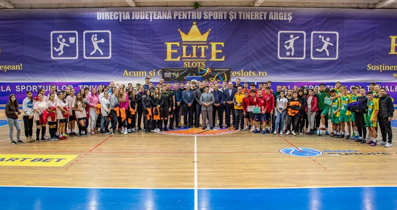 Finalele Cupei Liceelor \"Viitorii campioni\" la fotbal si baschet