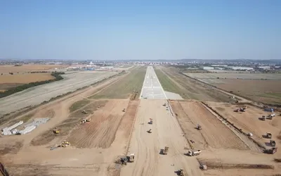 Stadiul lucrărilor de extindere a pistei la Aeroportul Oradea