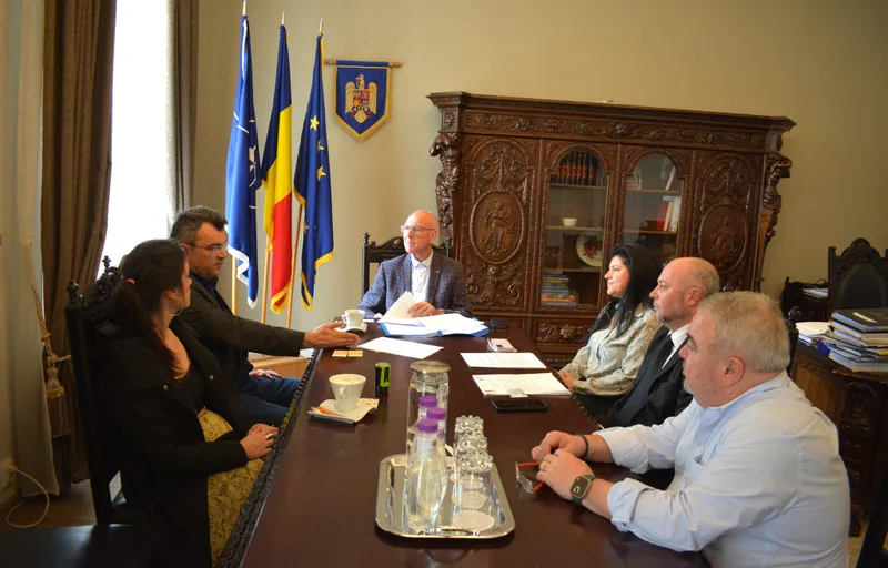 Facem primul pas în demersurile pentru reabilitarea clădirii Consiliului Judeţean Braşov!