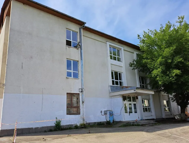 Reabilităm și modernizăm școlile din Deva cu bani europeni!