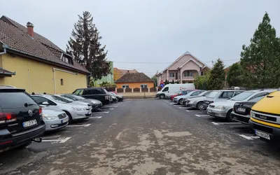 Se amenajează peste 100 de locuri de parcare în zona străzii  Constantin Nottara, în cartierul Nufărul