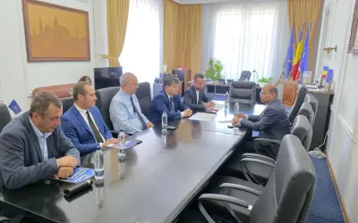 Deva explorează cooperare economică cu India după întâlnirea viceprimarului cu ambasadorul Manoj Kumar Mohapatra