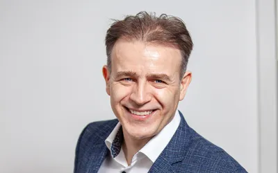 Noua aspirație a lui Felix Tătaru: să ajute la construcția de Orașe Vizionare în România