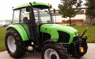 Tractor Limb LUXS 92CP