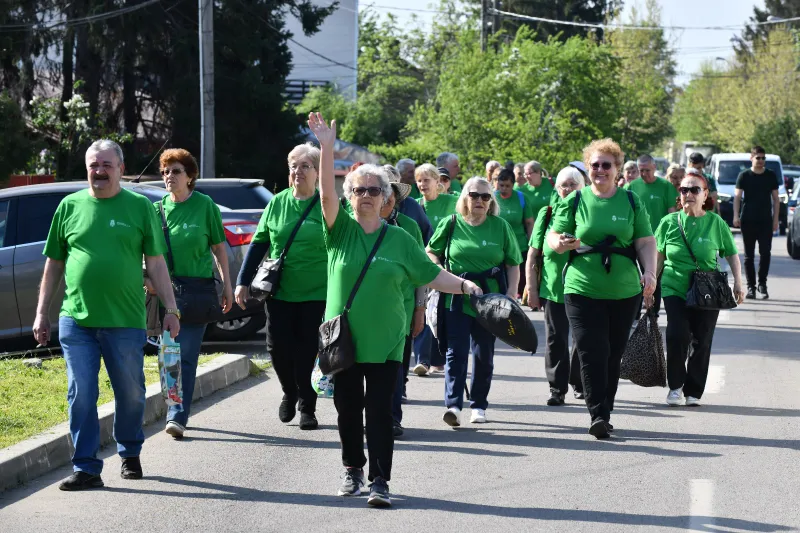 Curățenie în Giulești! 120 de tone de deșeuri, strânse  cu 300 de voluntari