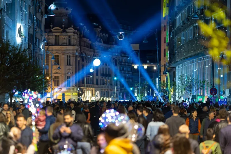 FINAL FESTIV LA „STRĂZI DESCHISE, BUCUREȘTI –   PROMENADĂ URBANĂ”
