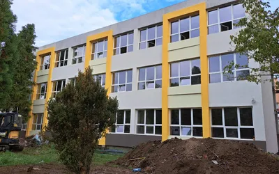 Lucrările de reabilitare și modernizare a Școlii Generale nr. 5 de pe strada Scărișoara continuă în ritm susținut!